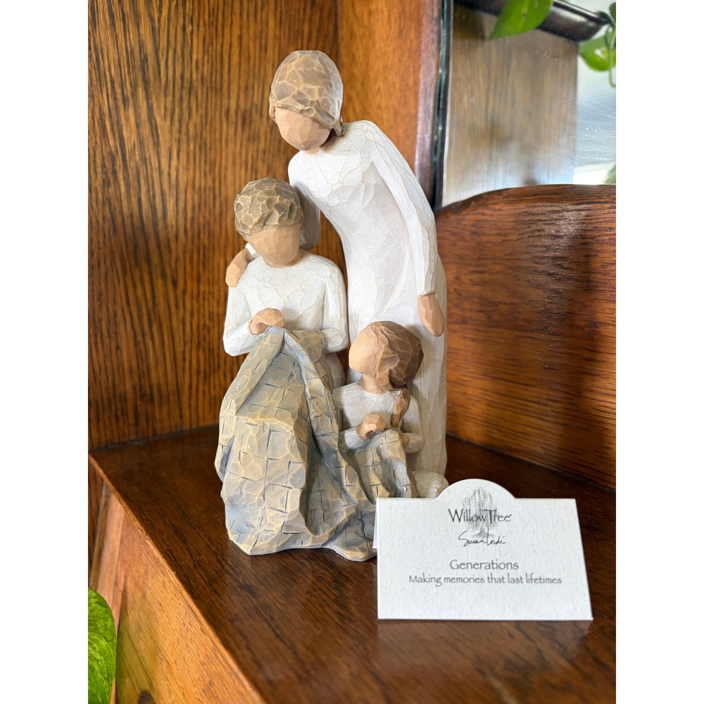 Willow Tree Generations Figurine Susan Lordi DEMDACO 26167 Grandmother Mother 7"